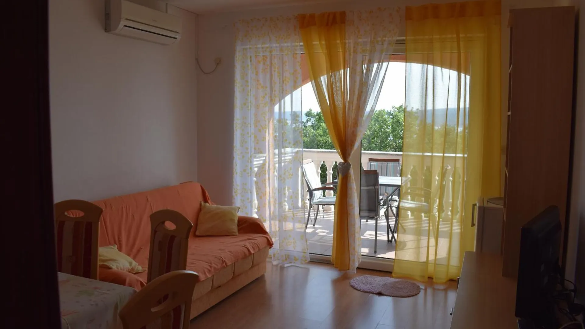 Apartments Lavanda Novi Vinodolski